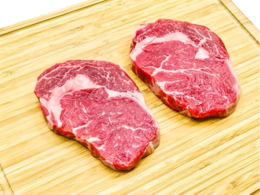 Master Grocer’s Australia Beef Ribeye & Striploin Steak -5pcs - Image 4